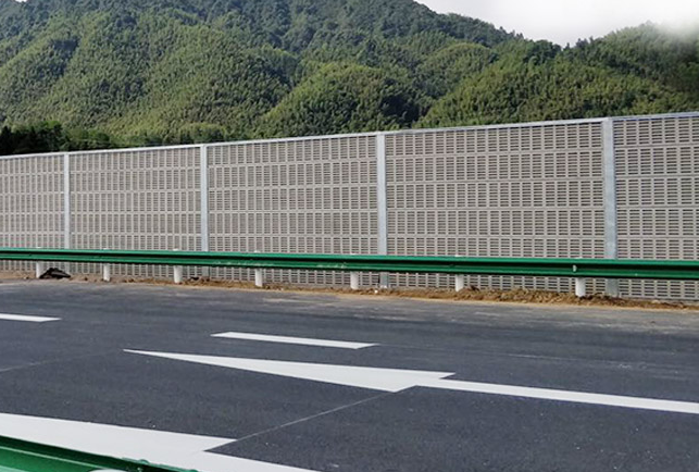 <a href=http://m.mypgl.com/news_article.html?news_id=128>聲屏障</a>