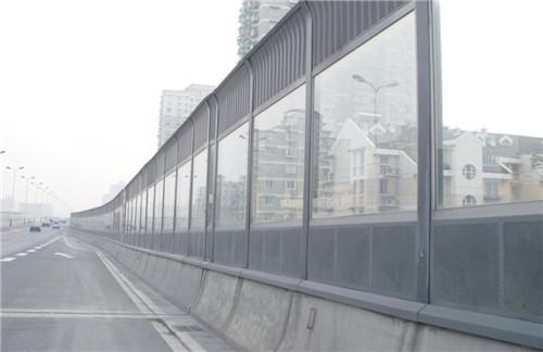 <a href=http://m.mypgl.com/news_article?news_id=133>公路聲屏障</a>